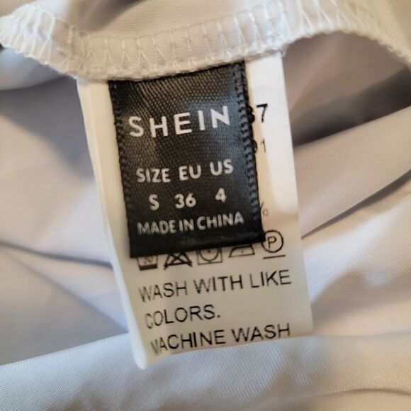 SHEIN Silver Metallic Holographic Halter Mini dress size small 4 NWOT - Picture 9 of 10